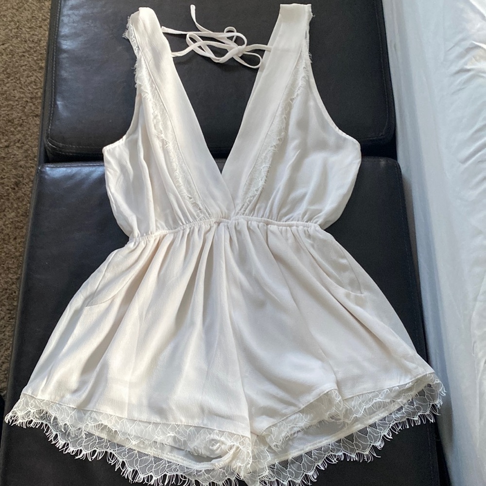 Cream romper
